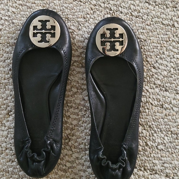 Tory Burch  flat black shoes - Picture 2 of 4